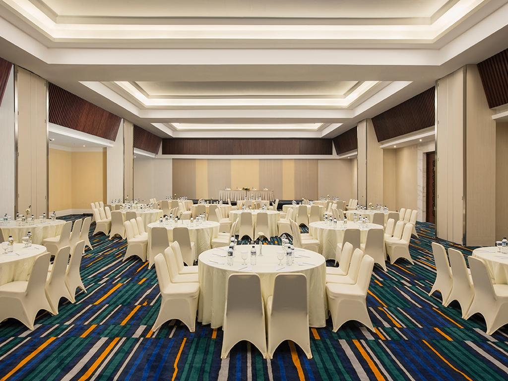 Hotel Santika Pekalongan Exterior foto